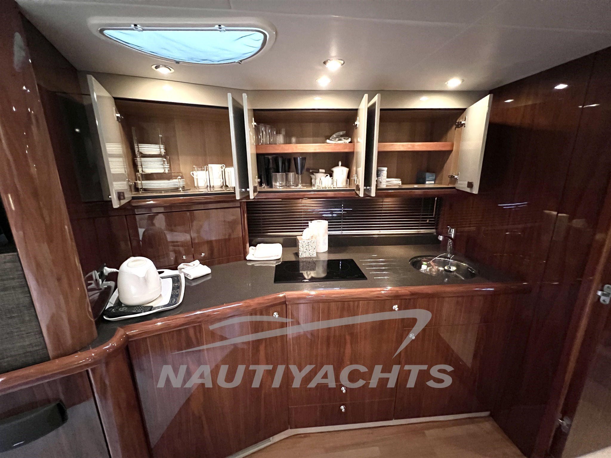 slider 12 Sunseeker Portofino 53